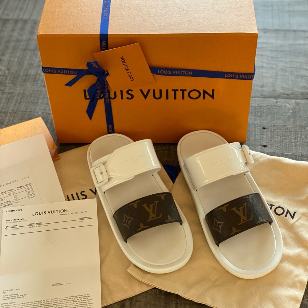 Louis Vuitton Sunbath Flat Mule 1A66X6 White
